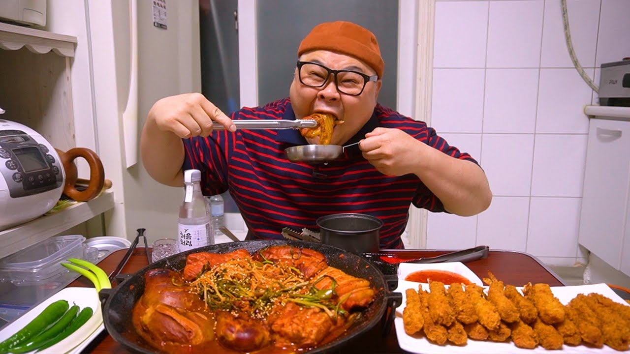 미친조합!! 통삼겹살과 닭다리 김치찜 먹방│세상에 이런 김치찜이 다있네!!??  Mukbang Eatingshow [Grilled Pork Belly & Drumstick]