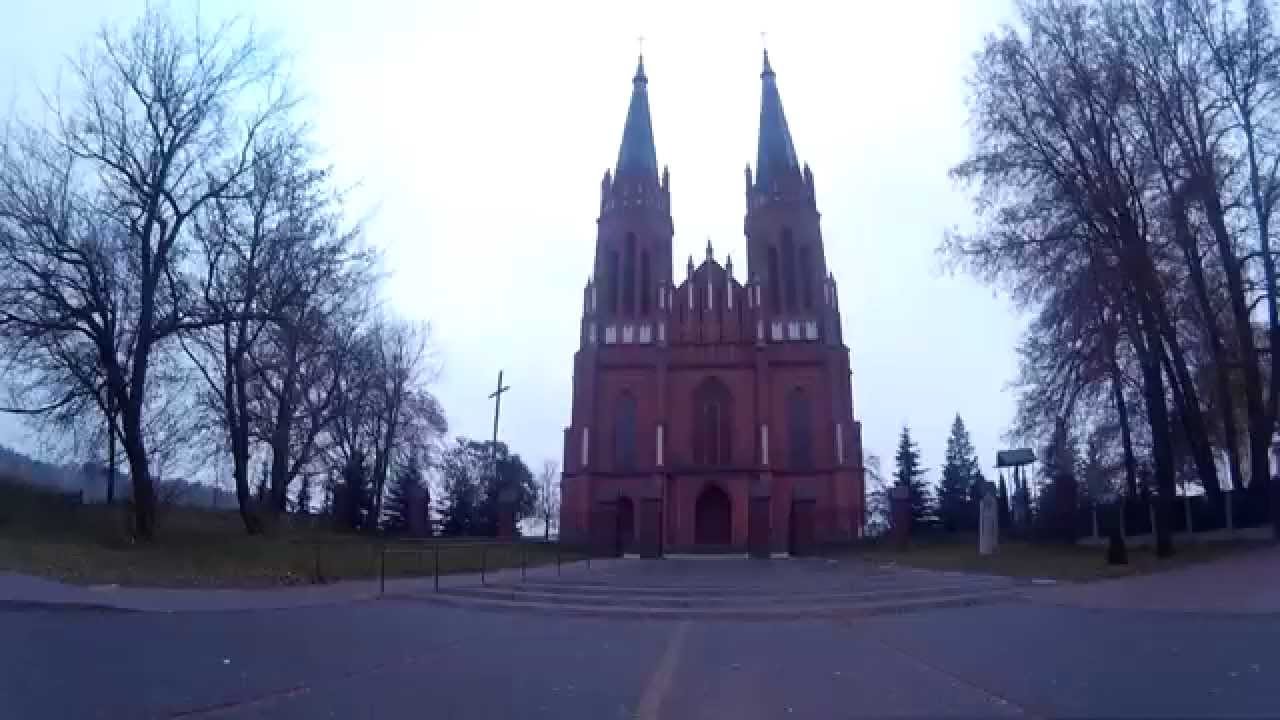 Baranowo, mazowieckie, Polska - jesienny spacer ulicami
