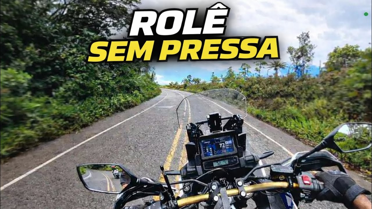 Rolê de moto com os amigos, curtindo as curvas e paisagem