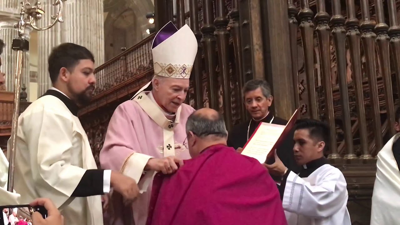 Investidura Sres. Canónigos . Catedral de México