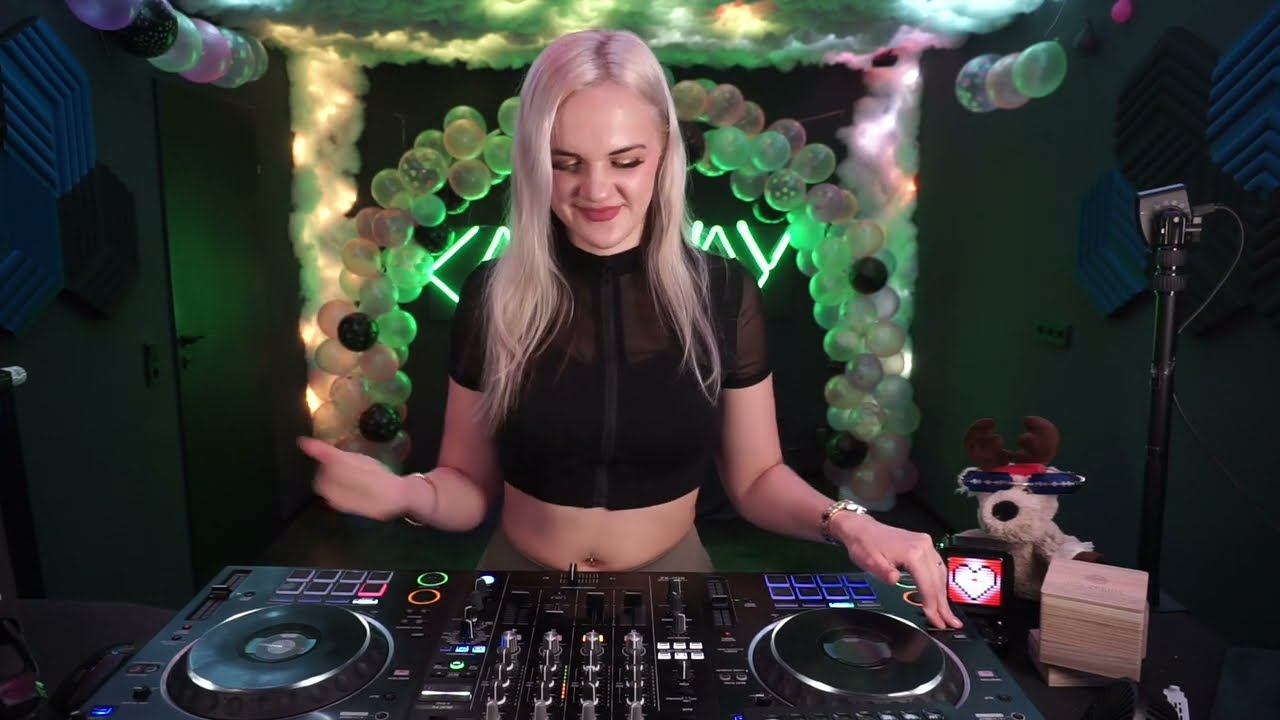 Perfekt Hardstyle workout music | Colaway