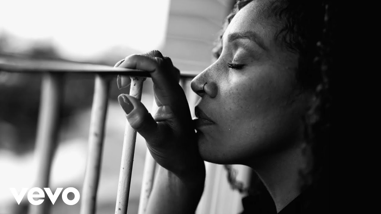 Kaygee the Real - Drinkin With A Broken Heart (Official Music Video)
