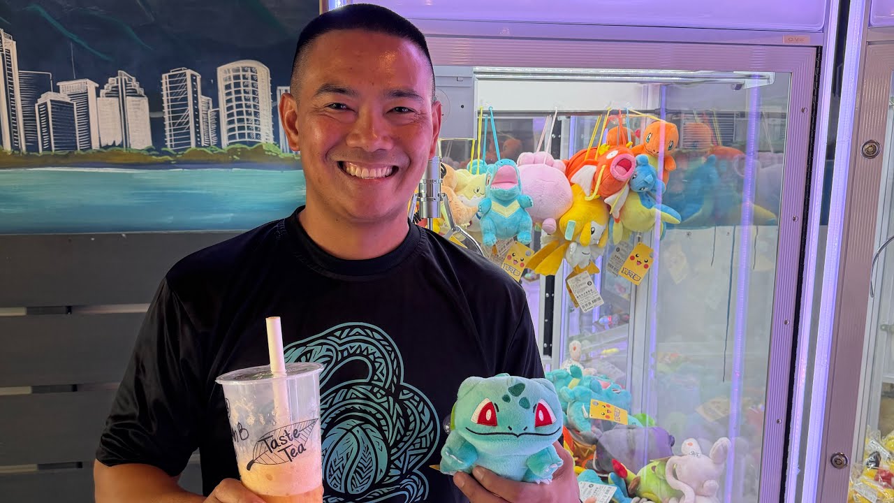 Catching a Bulbasaur | Claw Machine Wins