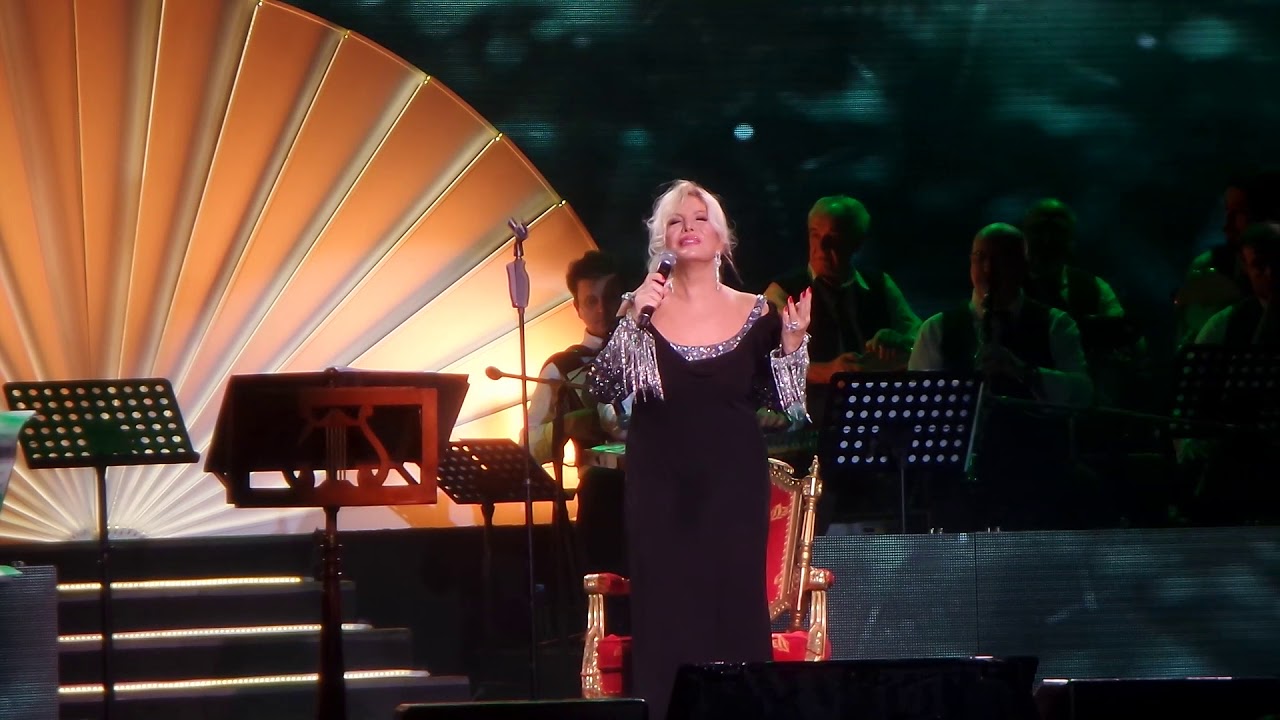 EMEL SAYIN -- Üzgünüm Leyla (23 Kasım 2019 Bostancı G.M.)