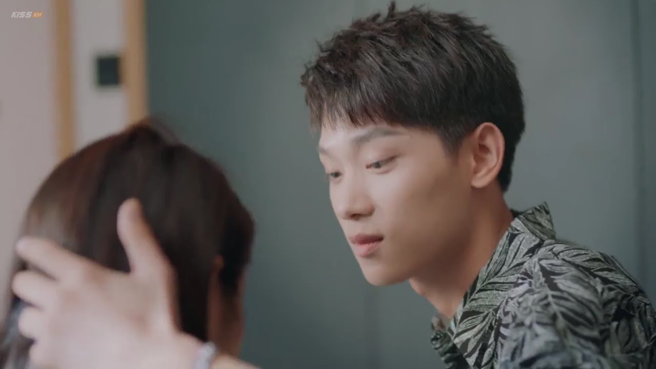 kiss in bed in the morning 😲😘💖 | Out With a BANG Drama #chinesedrama #drama