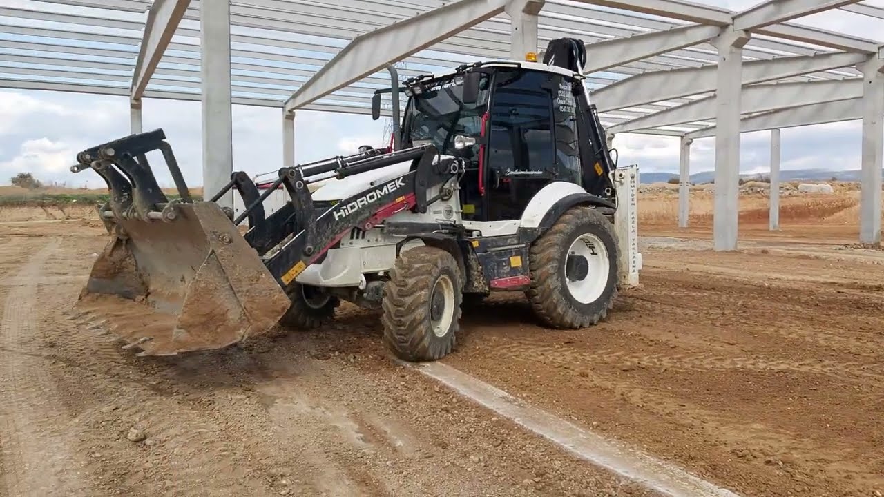 Toprak Tesviyesi Yapıyoruz Hidromek 102B K4 A5 Bekoloder || HMK Backhoeloader working construction