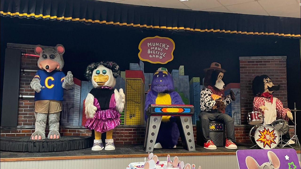 Chuck E. Cheese’s Do Re Mi ~ Milwaukee, WI