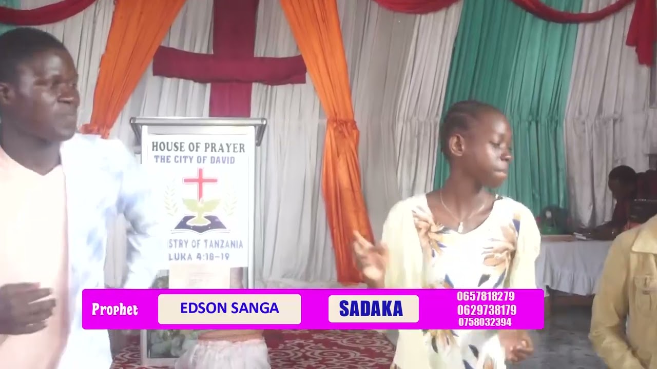 MOTO WA KWAYA KANISA MJINI MWA DAUDI CHINI YA PROPHET EDSON SANGA 
