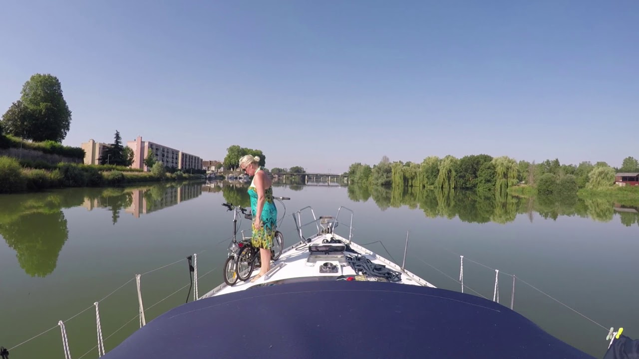 we leave Auxonne and our fantastic trip continues down the Saone