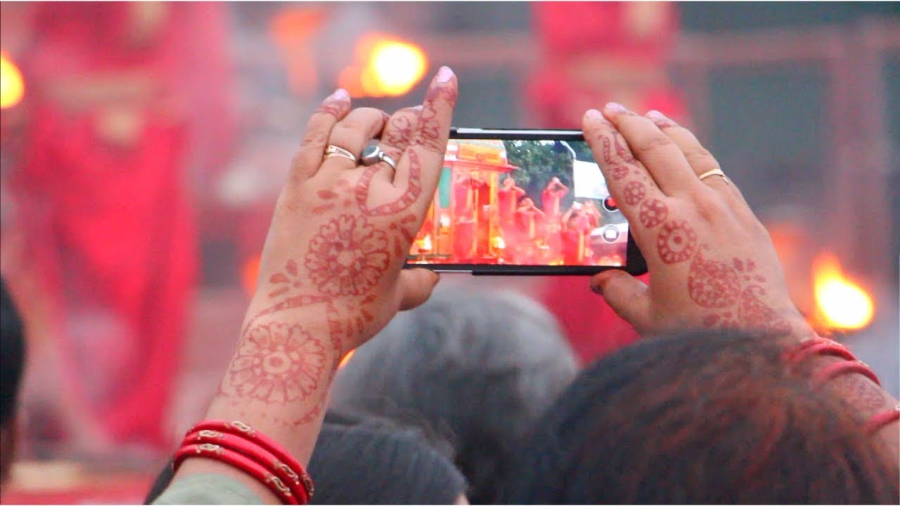 EMOTIONEEL MOMENT IN INDIA