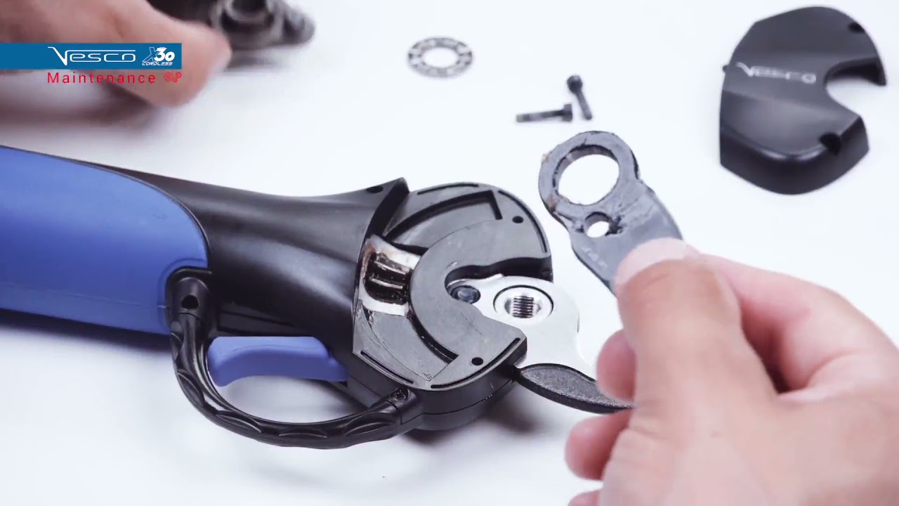 X30 Sostituzione controlama / Fixed blade replacement  X30-R1