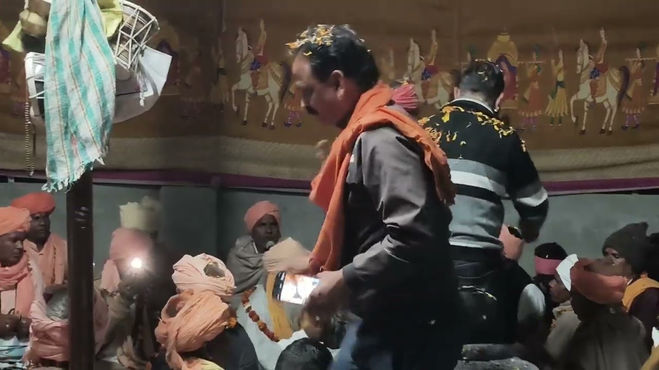 सतसंग करनी रे सतसंग री महिमा वेदा में वरनी रे बहुत सुंदर भजन चैनल को लाइक ओर सब्सक्राइब करें धन्यवाद