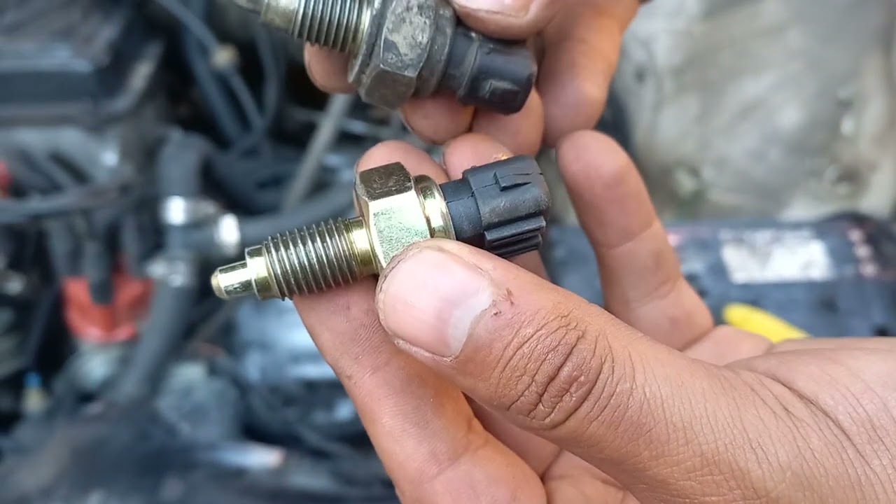 bulbo de reversa (o sensor) golf a2 como revisar fácilmente cuando ya no sirve y remplazarlo