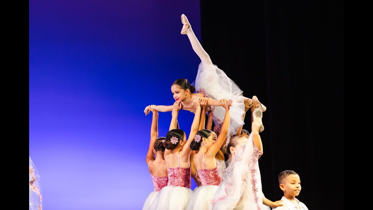 Year 17 Showcase - Tuesday Junior/Micro Ballet - Mary Poppins