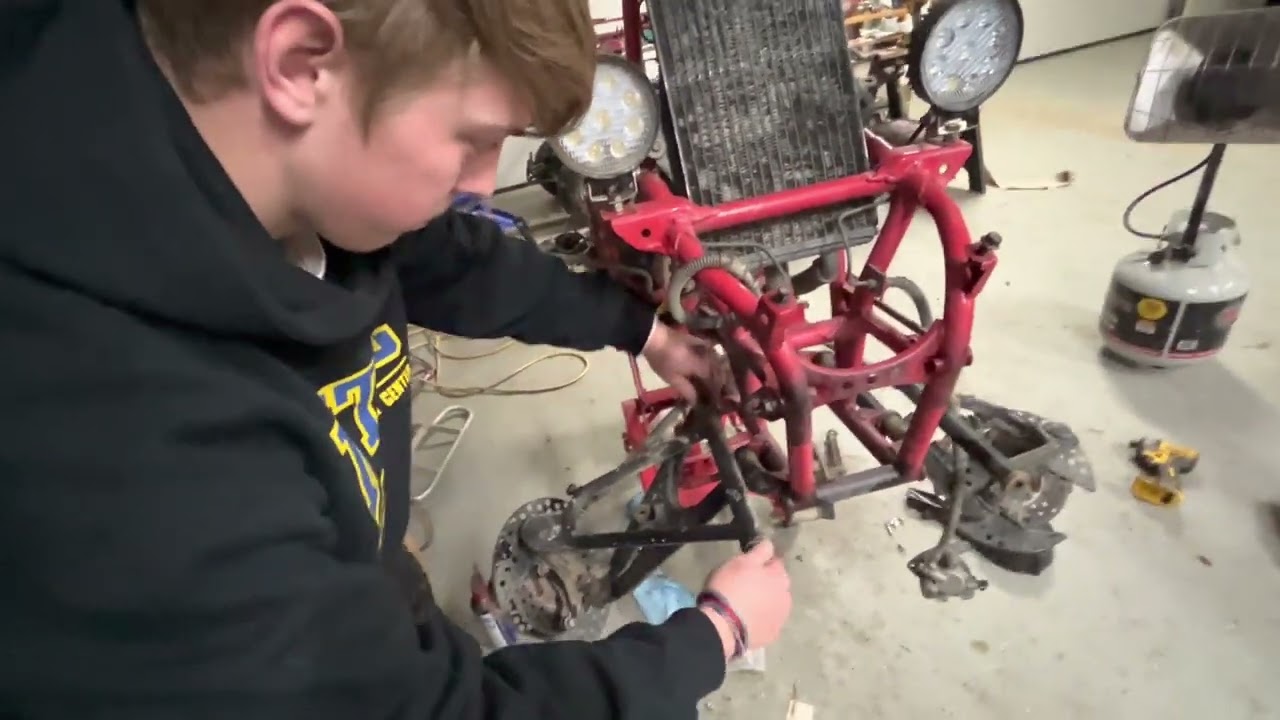 Yamaha Banshee a-arm removal