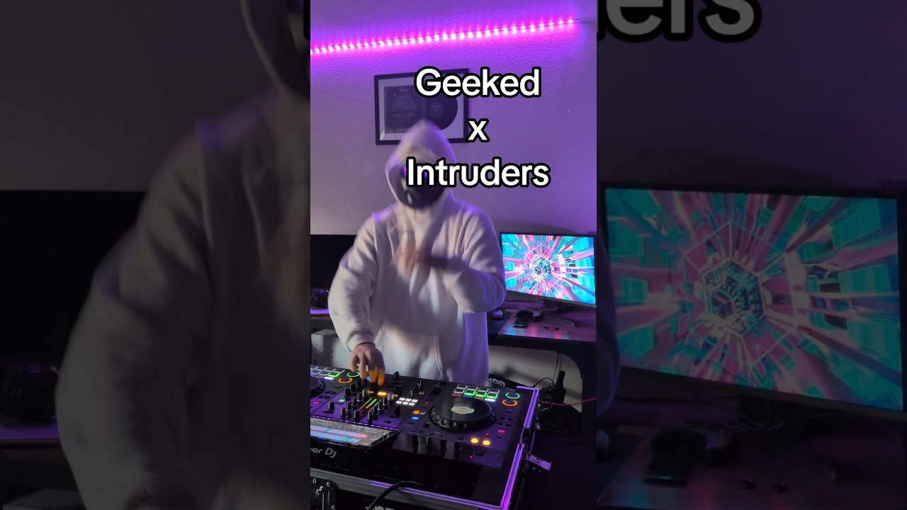 The purple is just so nice #electronicmusic #dubstep #edm #mashup #edit #mask #heavy #dj #bass
