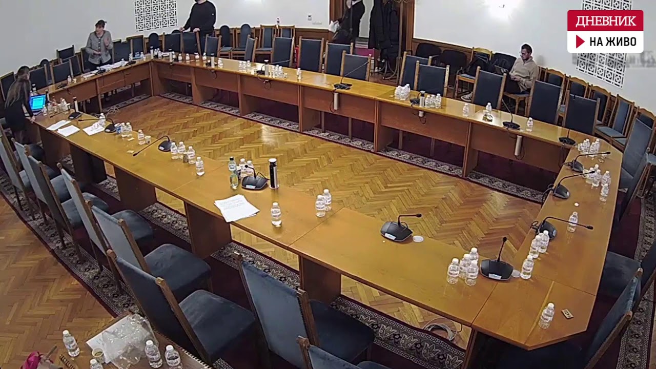 На живо: Депутатите обсъждат важни промени в Изборния кодекс