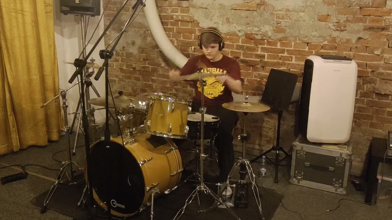 Refuse/Resist performed by Aleksander