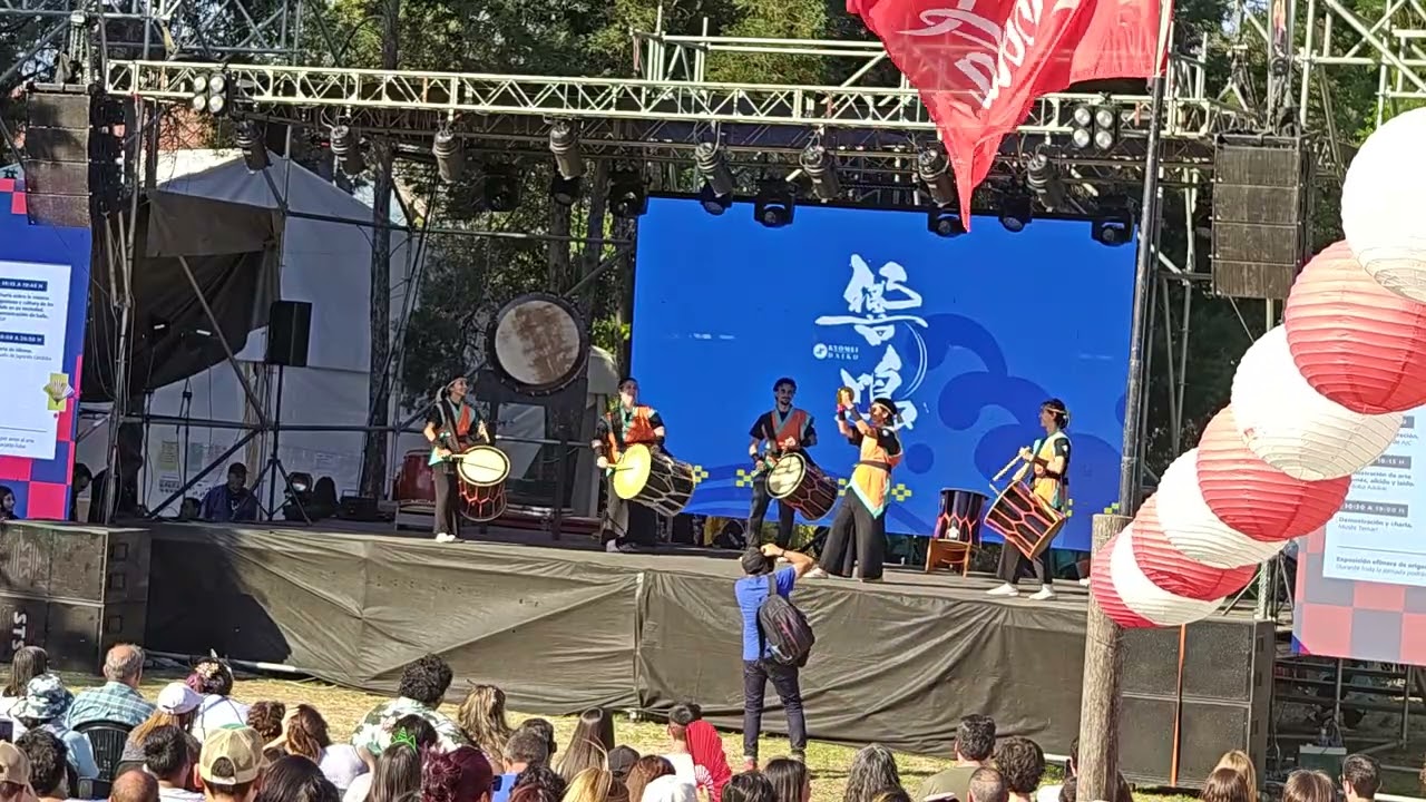 Hotobashiru 躍（ほとばしる）(Kodo 鼓童 ＠kodoheatbeat ) Kyoumei Daiko en Bon Odori Córdoba 2025 - Día 2