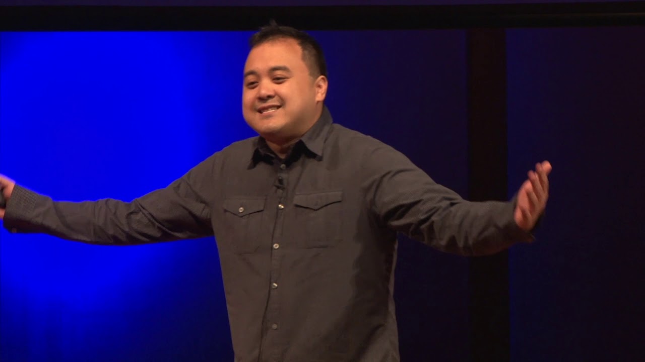 The most powerful weapon to fight against dictatorship | Thanarith Satrusayang | TEDxMahidolU