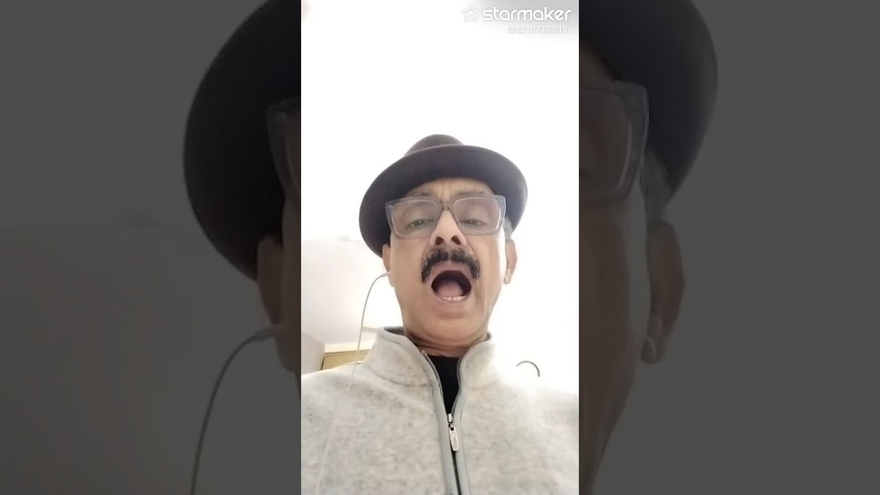 Khushi ki wo rat aa gayee koi geet ......Mukesh sahab.