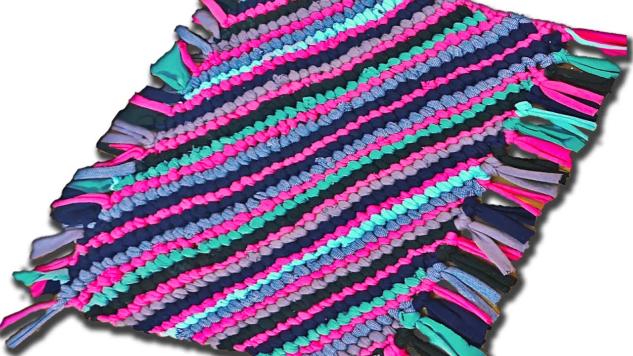 Превратите старую одежду в коврики