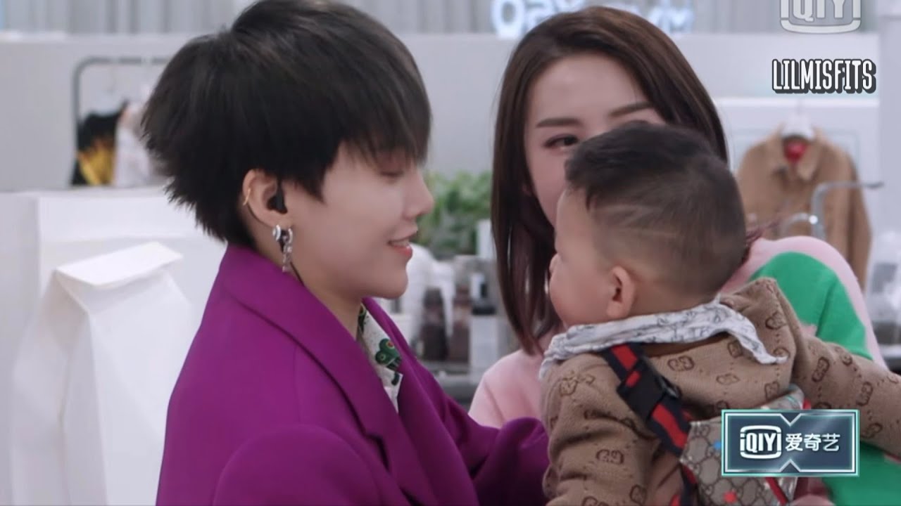 [ENG] Liu Yuxin loves babies!!