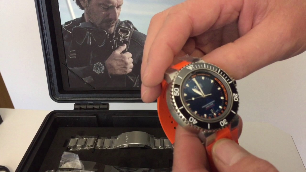 Unboxing Oris Aquis Depth Gauge Special Chronos Edition