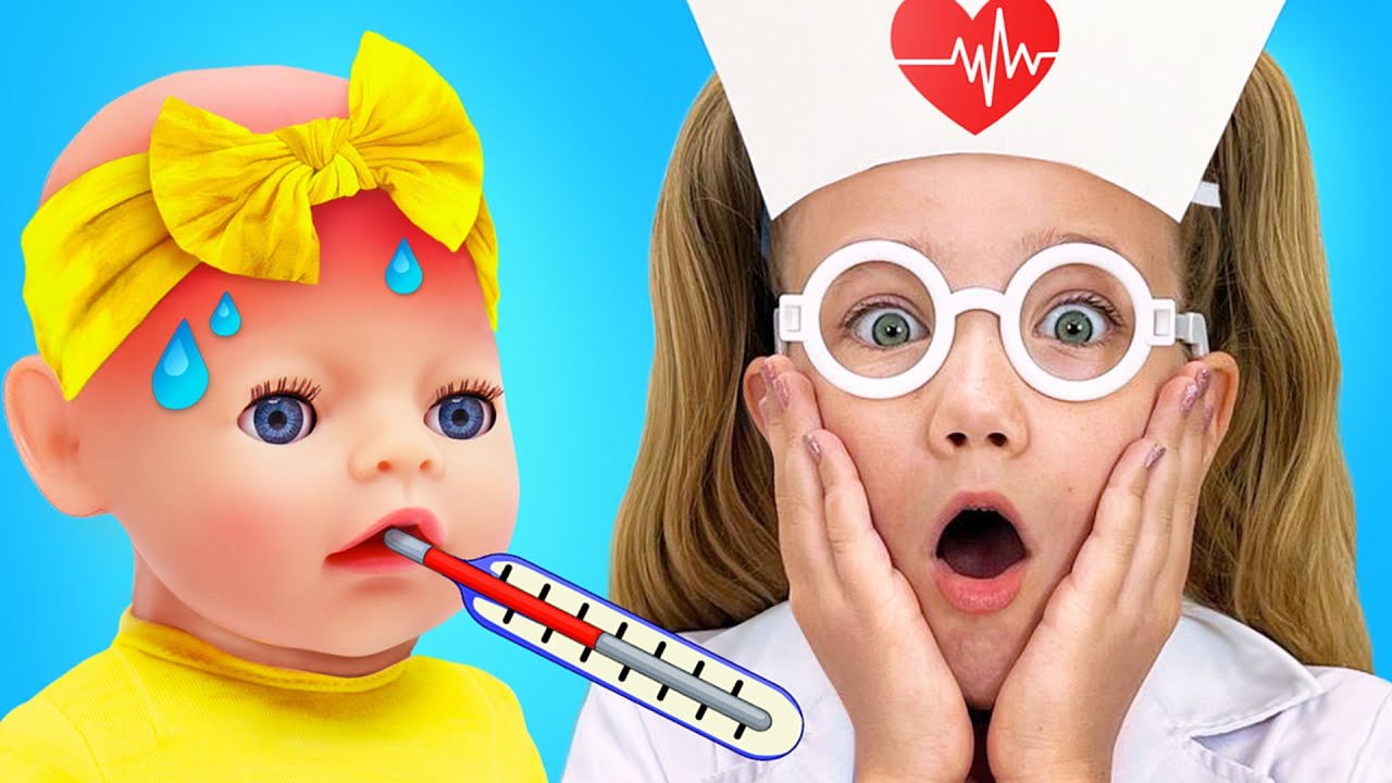 Arina đóng vai bác sĩ và giúp đỡ búp bê của Slava