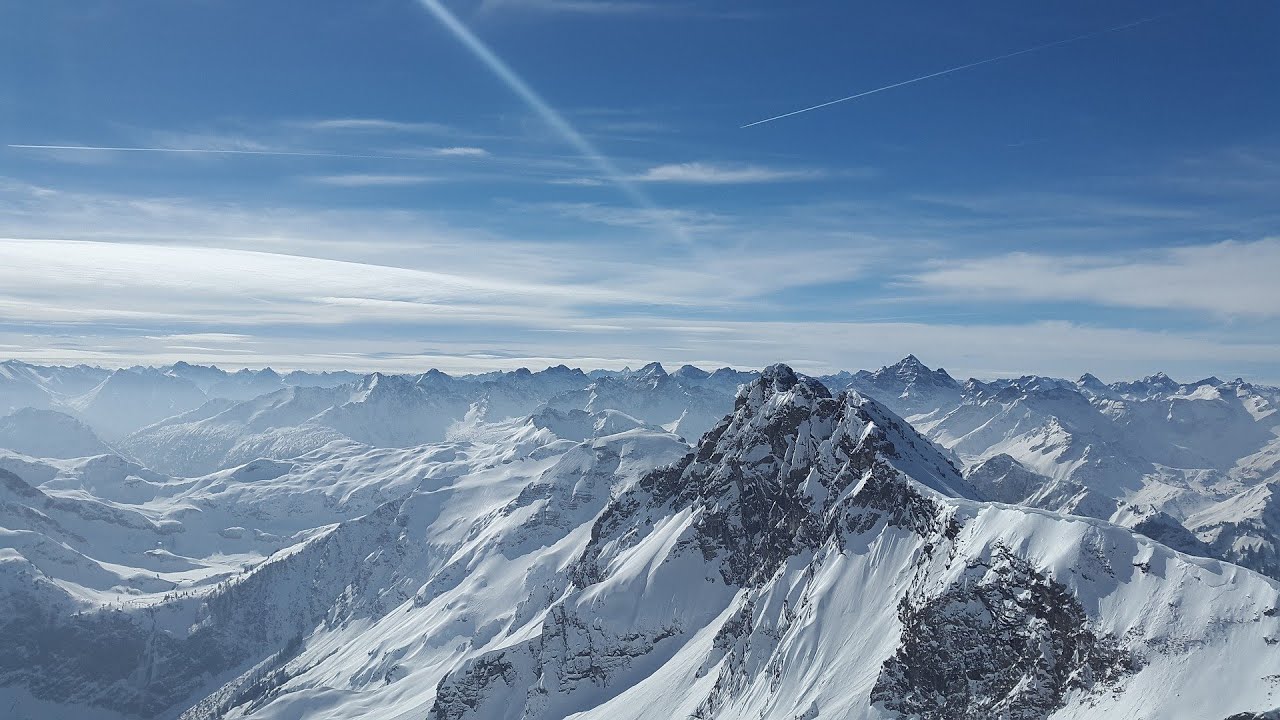 🎵Frozen Mountains - Alexander Nakarada🎵