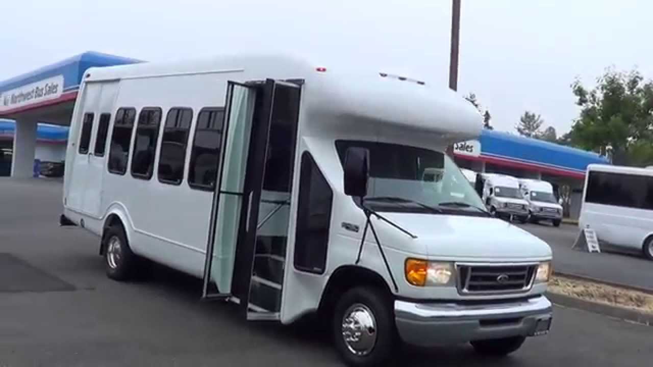 Northwest Bus Sales Used 2003 Ford Startrans 18 Passenger Shuttle with Wheelchair Lift S68624