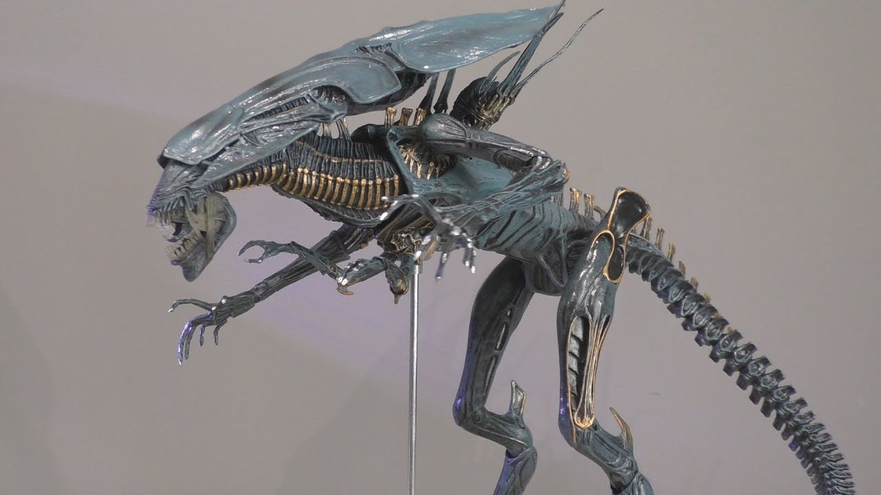 Unboxing NECA Queen Alien ALIENS
