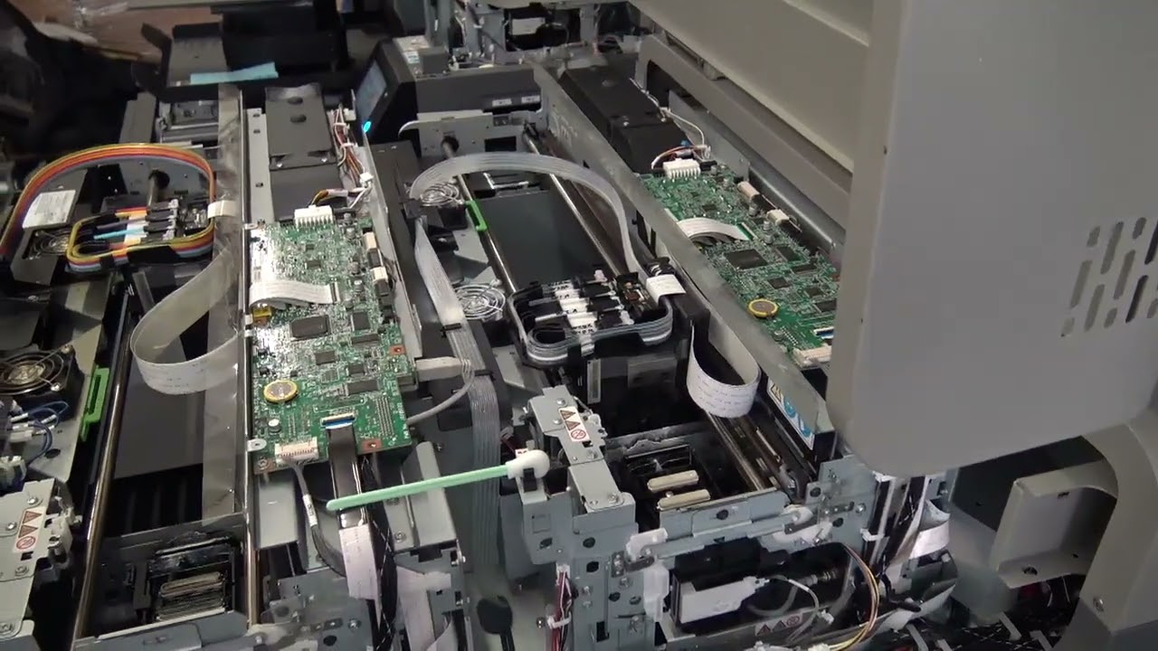 Ricoh DTG Ri2000 Syringing print lines white carriage.