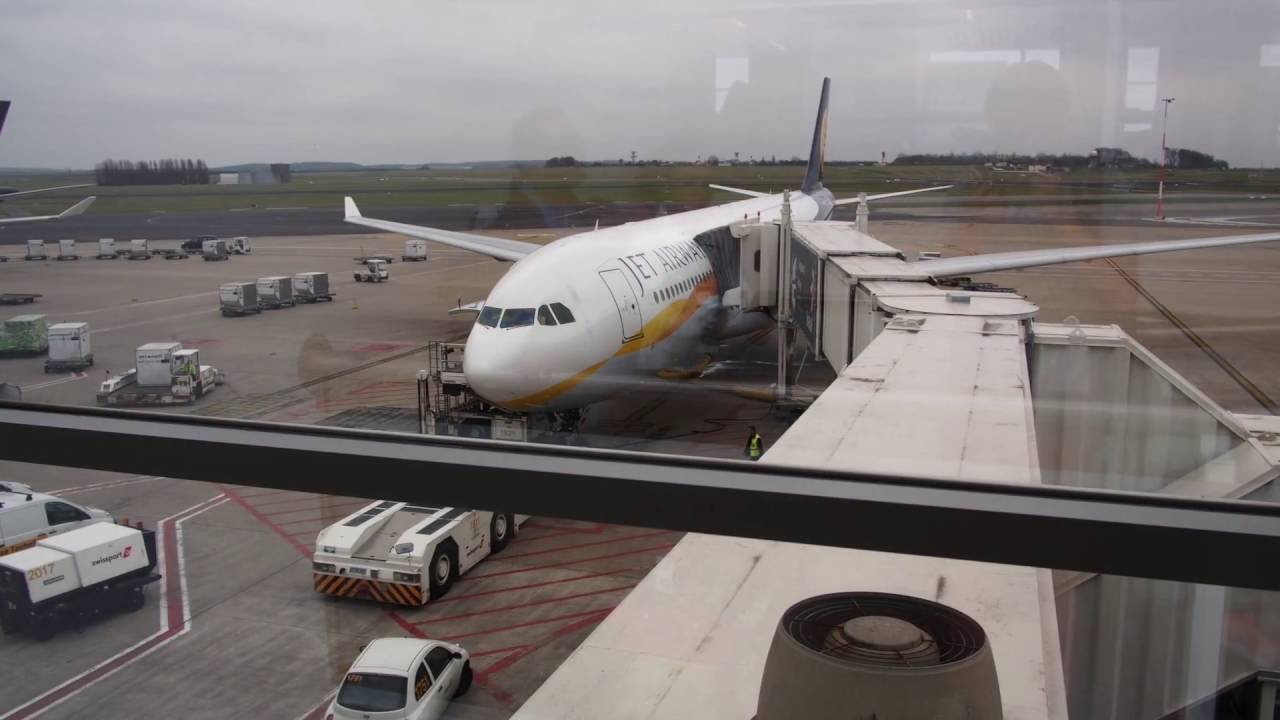 Jet Airways 9W228 BOM-BRU-EWR Trip Report