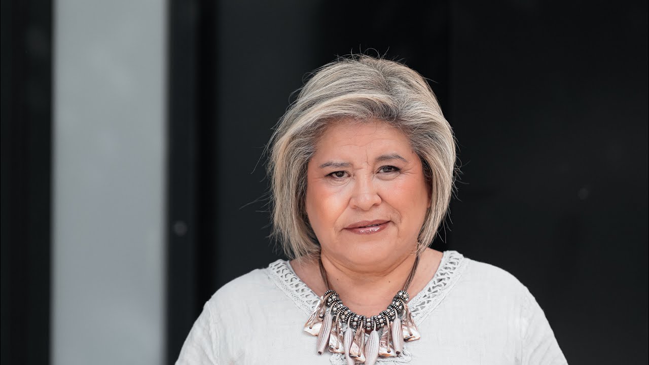 Le diagnosticaron parálisis facial 15 días antes de venir a la peluquería