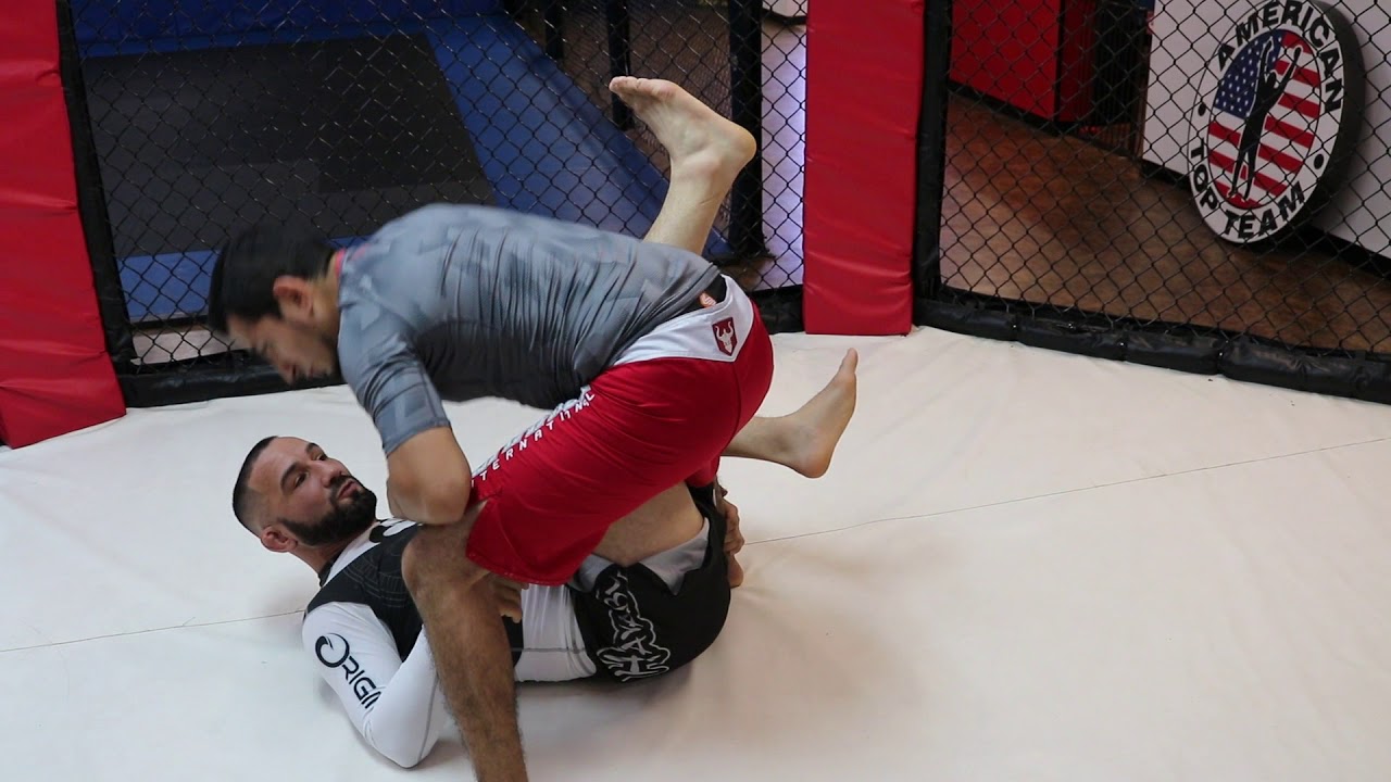How to use the De la Riva guard for MMA