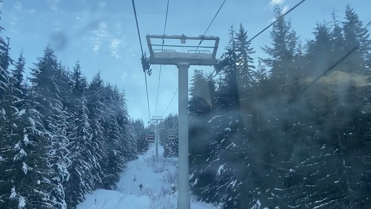 Whistler Blackcomb, BC: Whistler Village Gondola Lower
