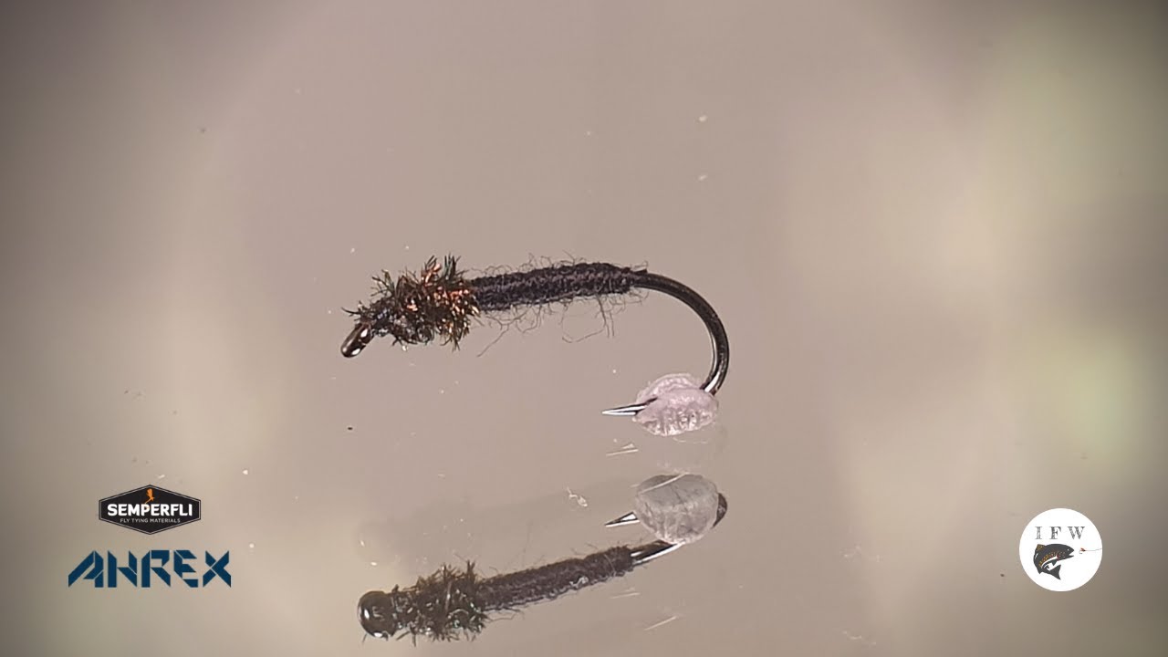 Tying a fly called JS Buzzer Fly Tying tutorial | &Iacute;var's Fly Workshop