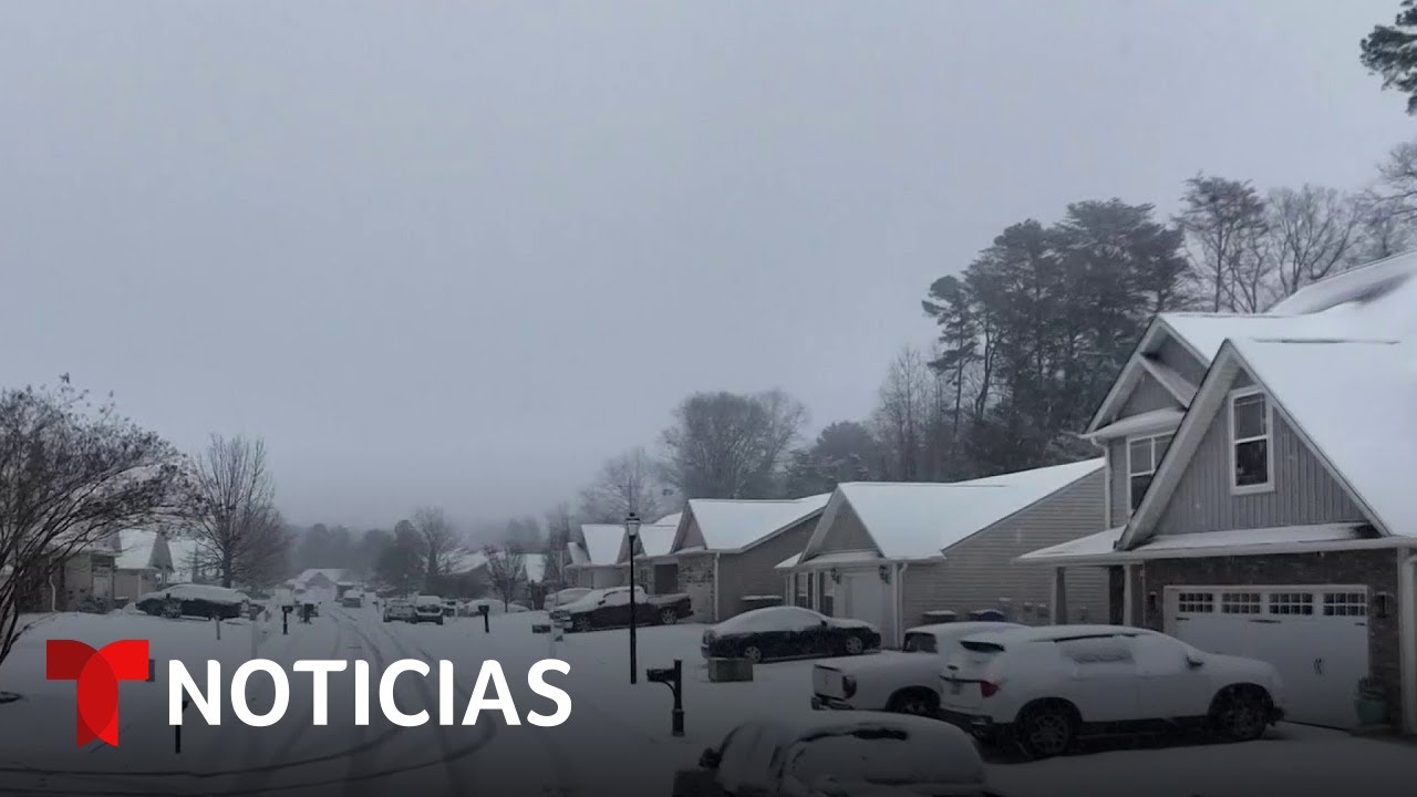 Uno de cada tres residentes en EE.UU. está enfrentando temperaturas gélidas | Noticias Telemundo