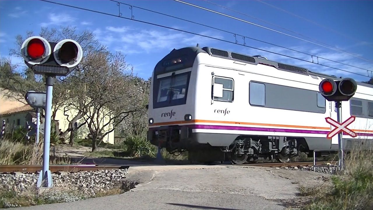 Spoorwegovergang Picamoixons (E) // Railroad crossing // Paso a nivel