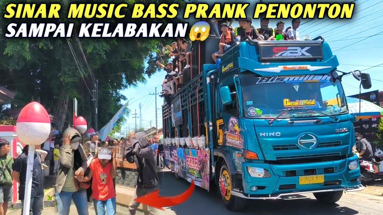 BASS PRANK SINAR MUSIC 😁‼️PENONTON SAMPAI KELABAKAN DI TAKBIR KELILING & BATTLE SUMBERSEWU 2023
