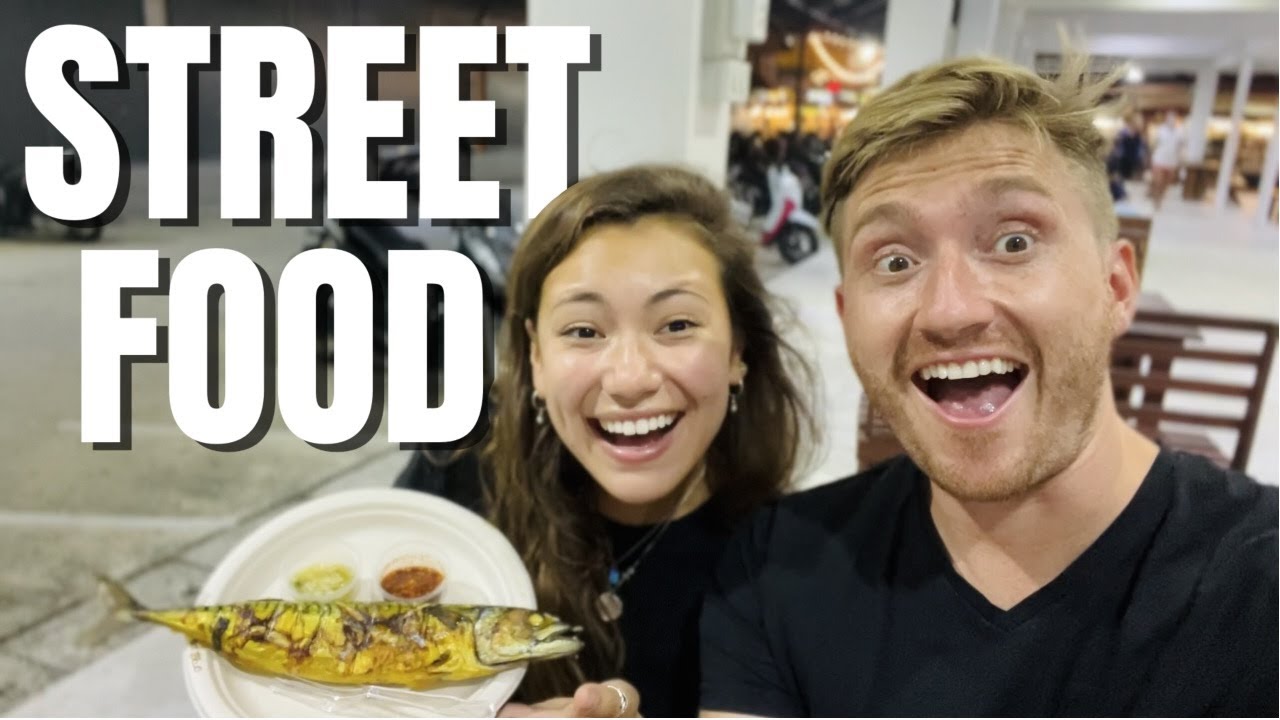 WE FOUND A NIGHT MARKET (first day Koh Phangan)