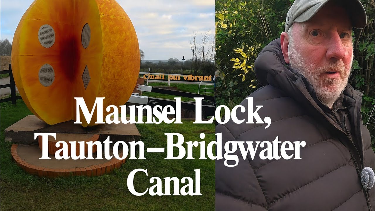 Maunsel Lock on the Taunton and Bridgwater Canal
