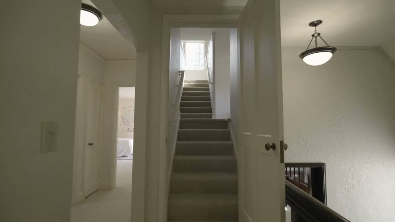 Portland Heights - 3366 SW Talbot Rd
