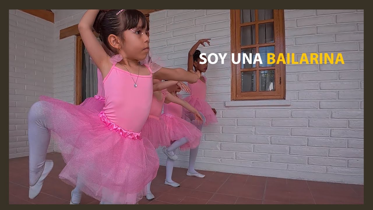 Recital Ballet De Valerie, Lago de Los Cisnes -  Ya se esta volviendo una Bailarina
