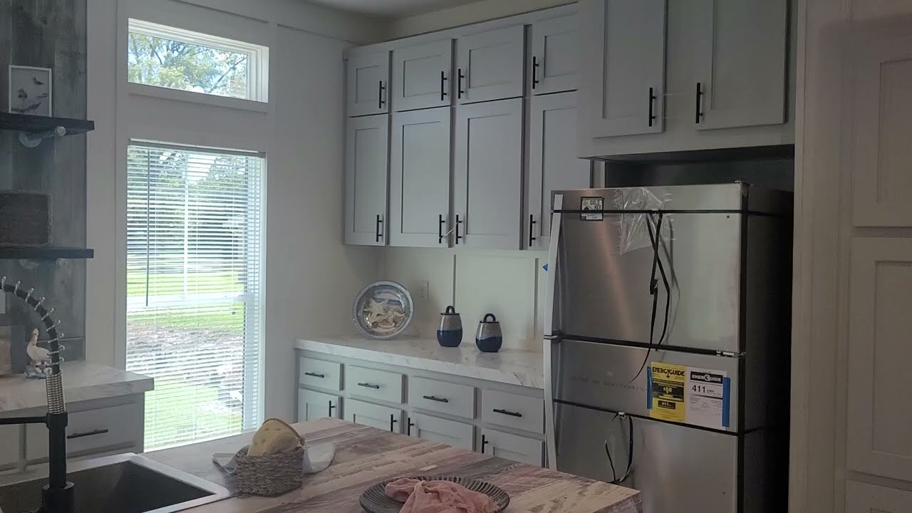 Wayne Frier Homes Waycross episode 49 Defender 28x54 3/2 