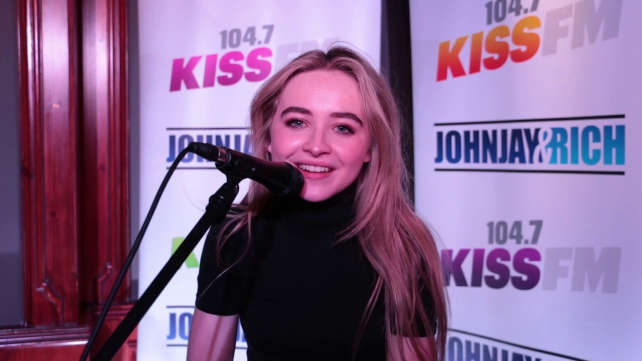 Sabrina Carpenter 5 Questions