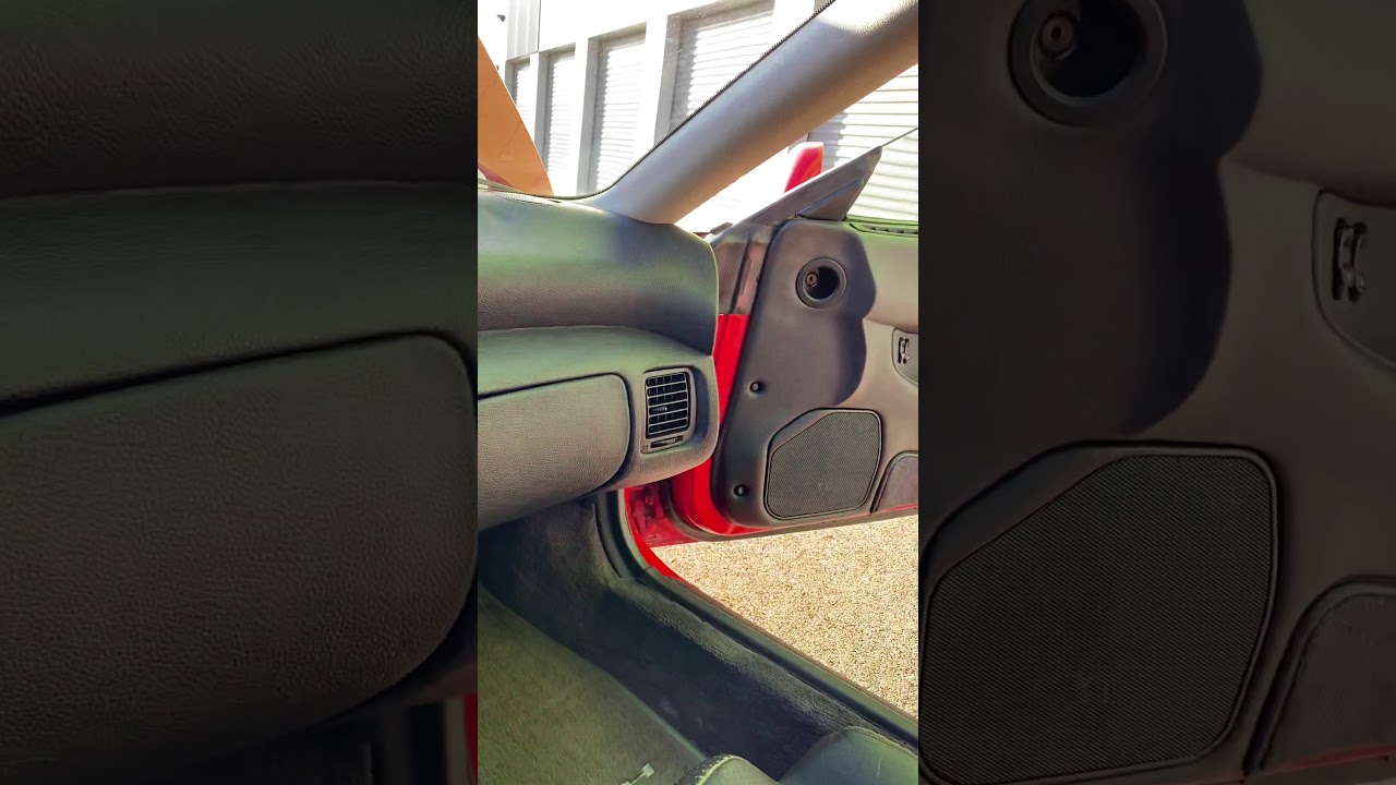 Dodge Stealth RT Twin Turbo - Interior Look