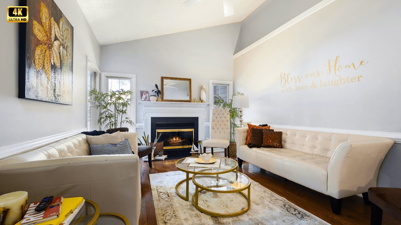 Explore The Hottest Small Living Rooms Ideas for 2025!