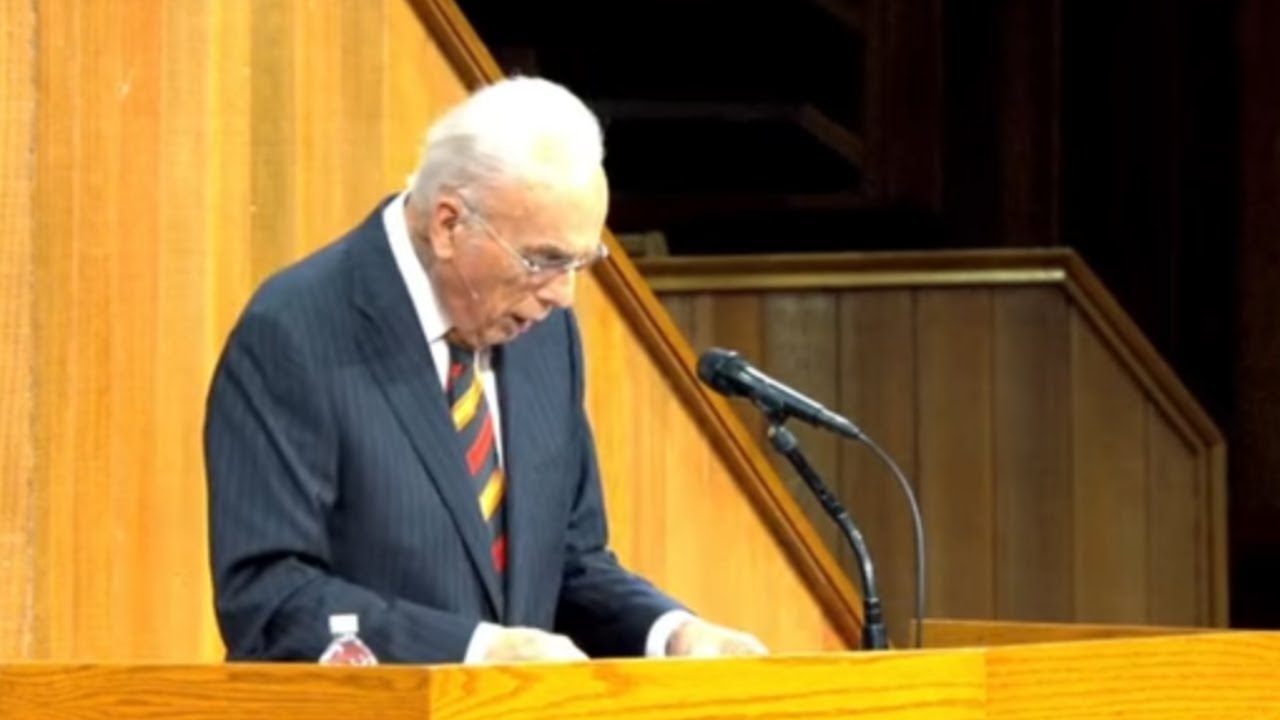 Pastor John MacArthur Reading Psalm 103 From The Legacy Standard Bible